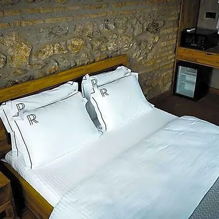 Hotel Reu De 5*